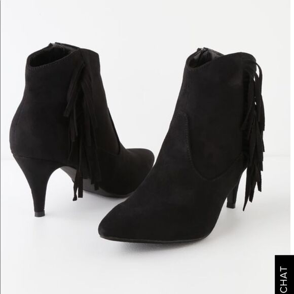 BLACK SUEDE FRINGE ANKLE BOOTIES - Picture 2 of 3